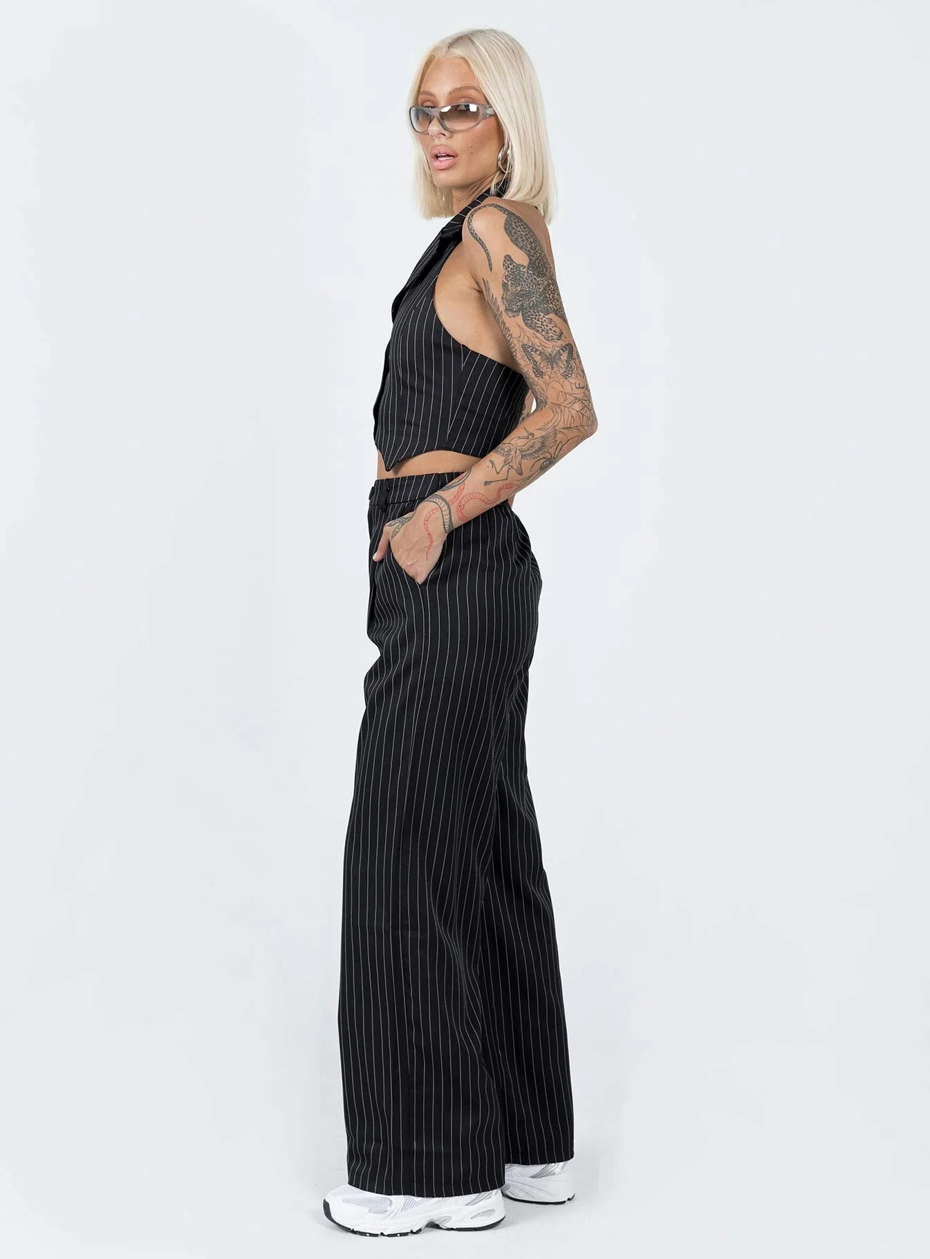 Zia Set Black Stripe