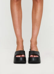 Sianna Platform Heels Black
