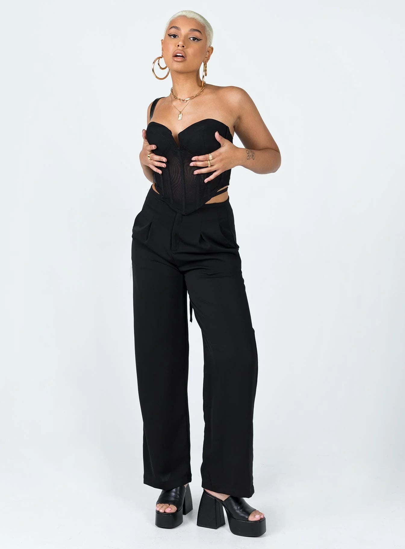Hawker Top Black