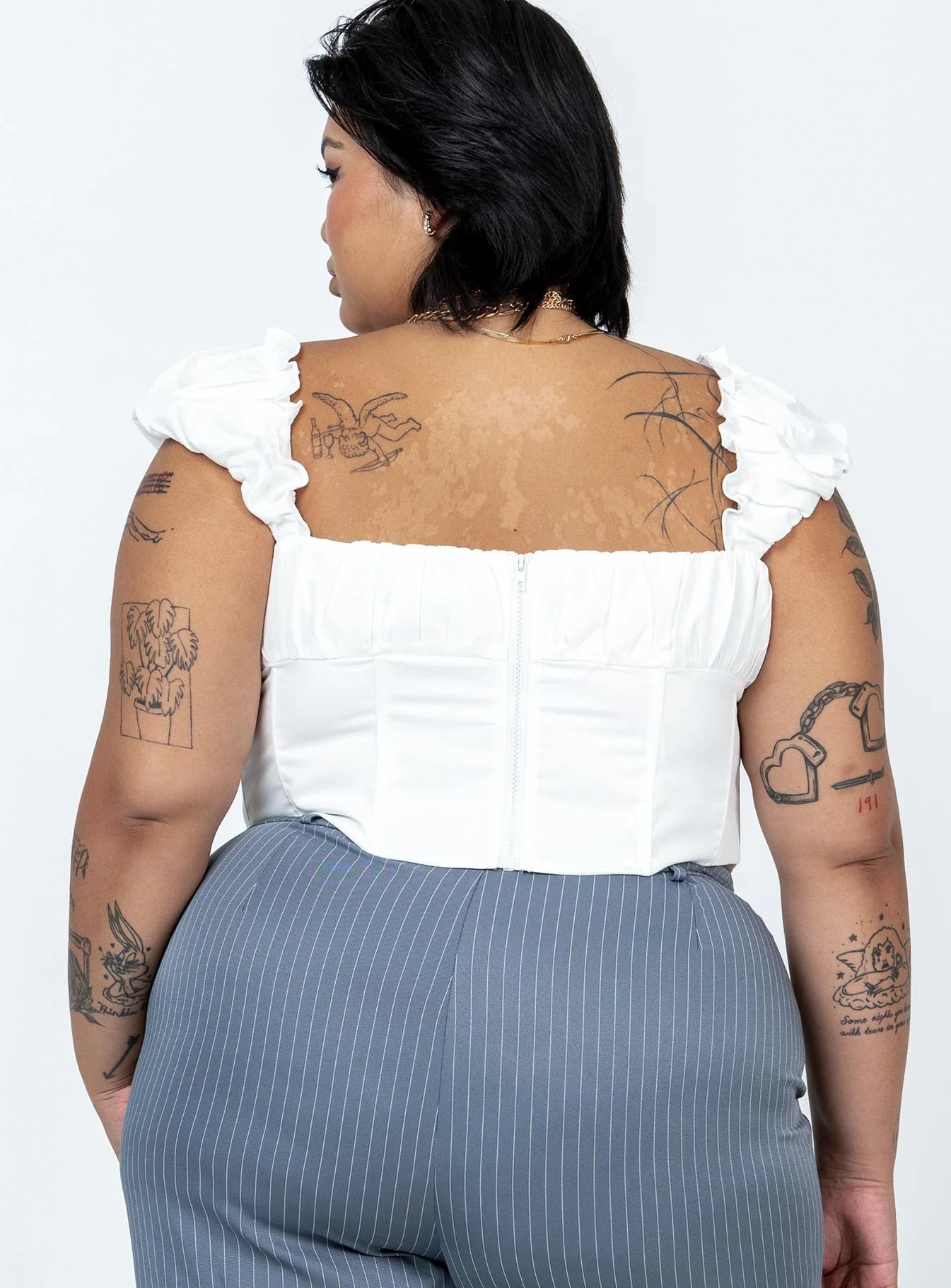 Harry Top White Curve