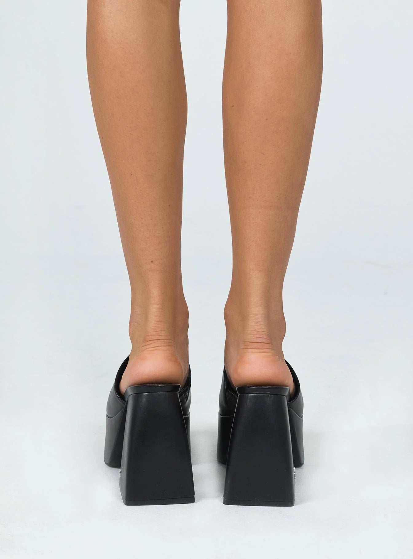 Windsor Smith Highrise Platform Heel Black