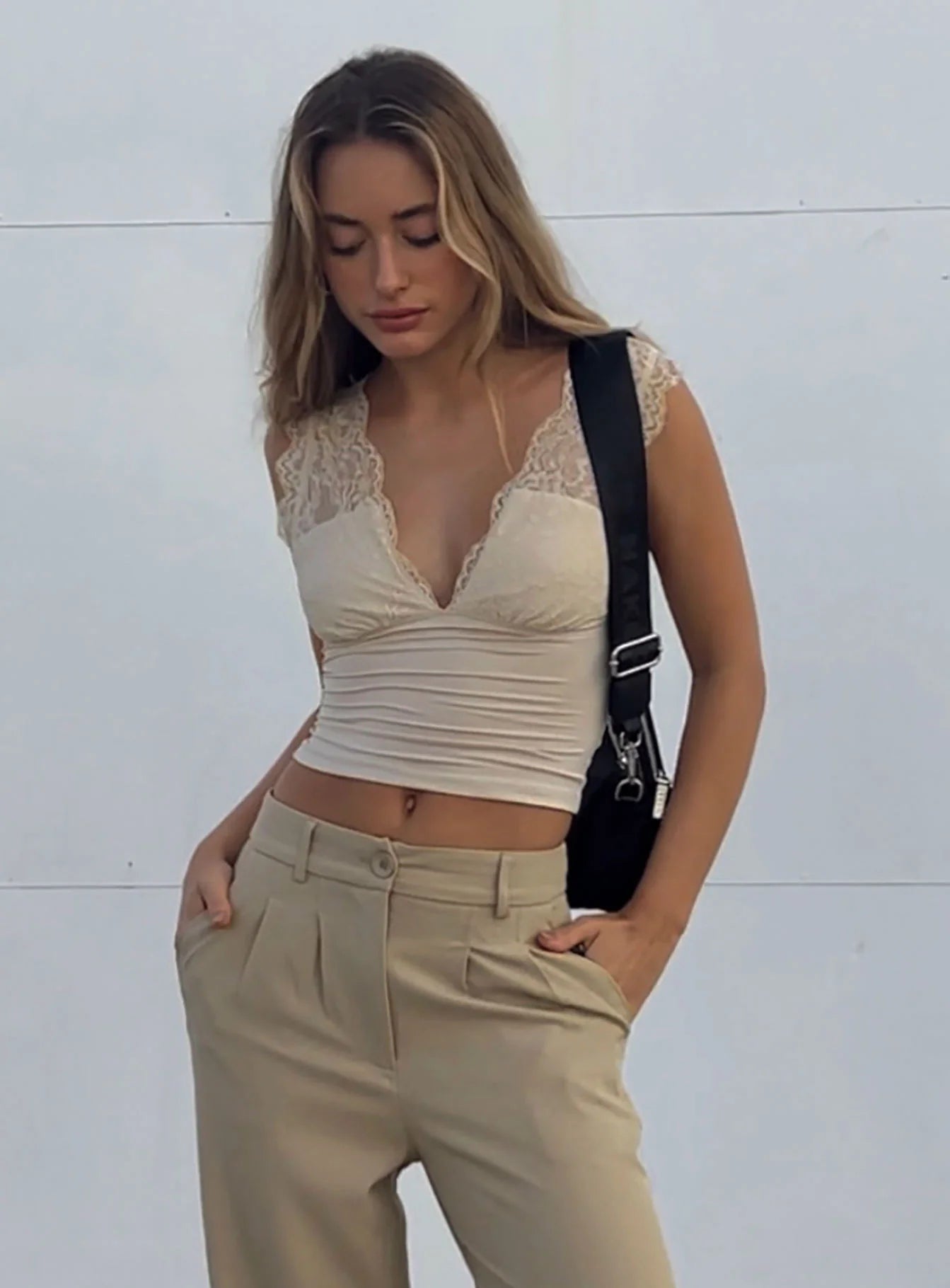 Typha Top Beige