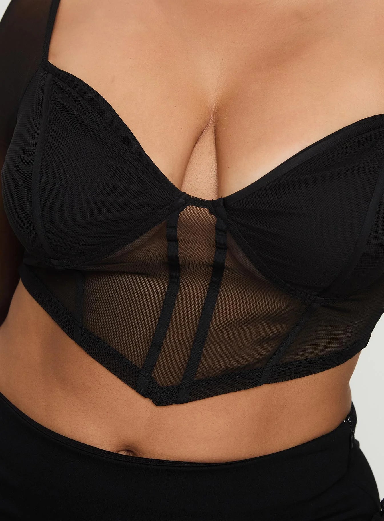 Maranta Long Sleeve Top Black Curve