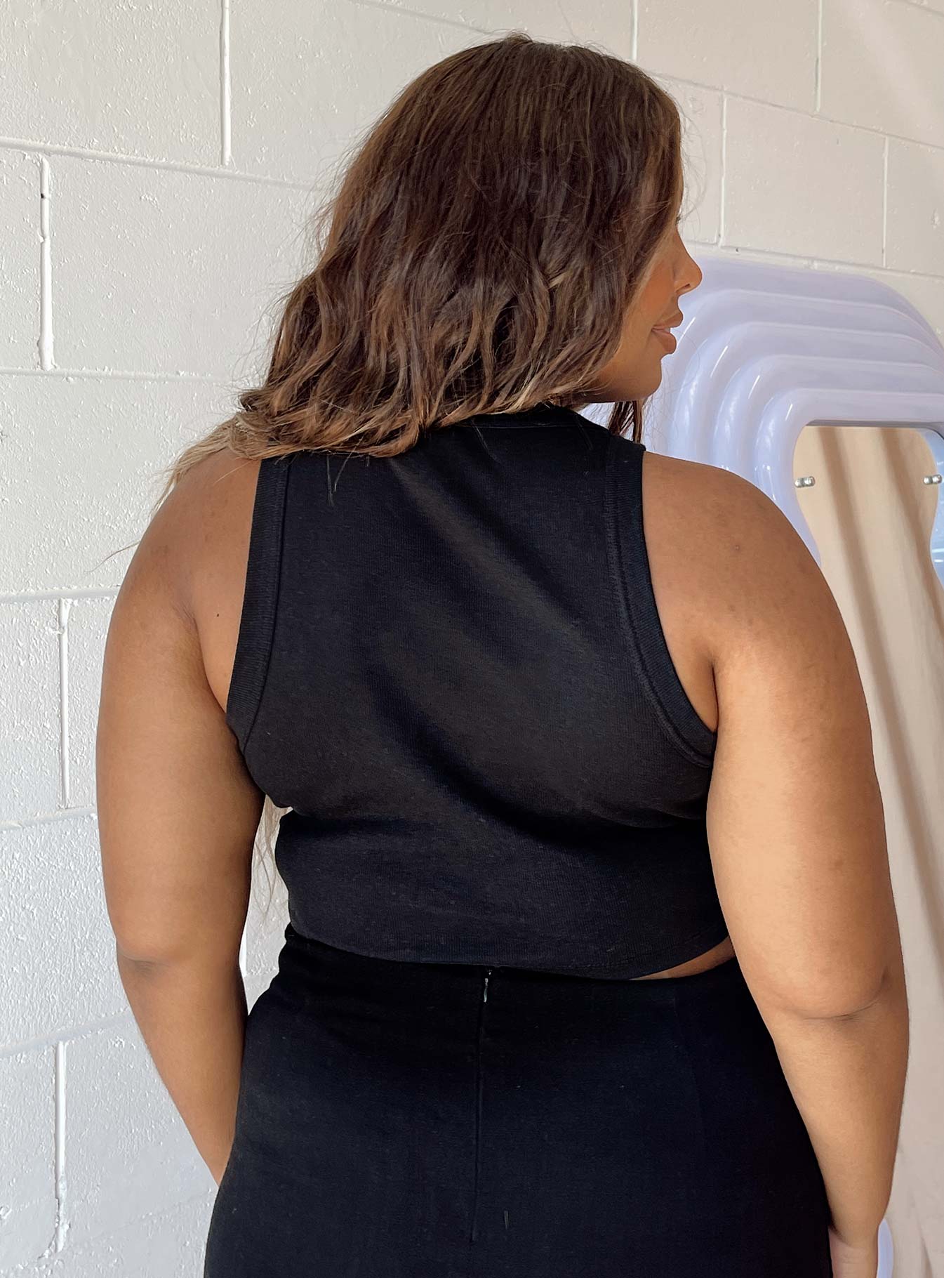 Classic Tank Top Black Curve
