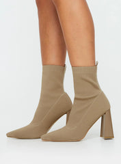 Taken Knit Boots Nude
