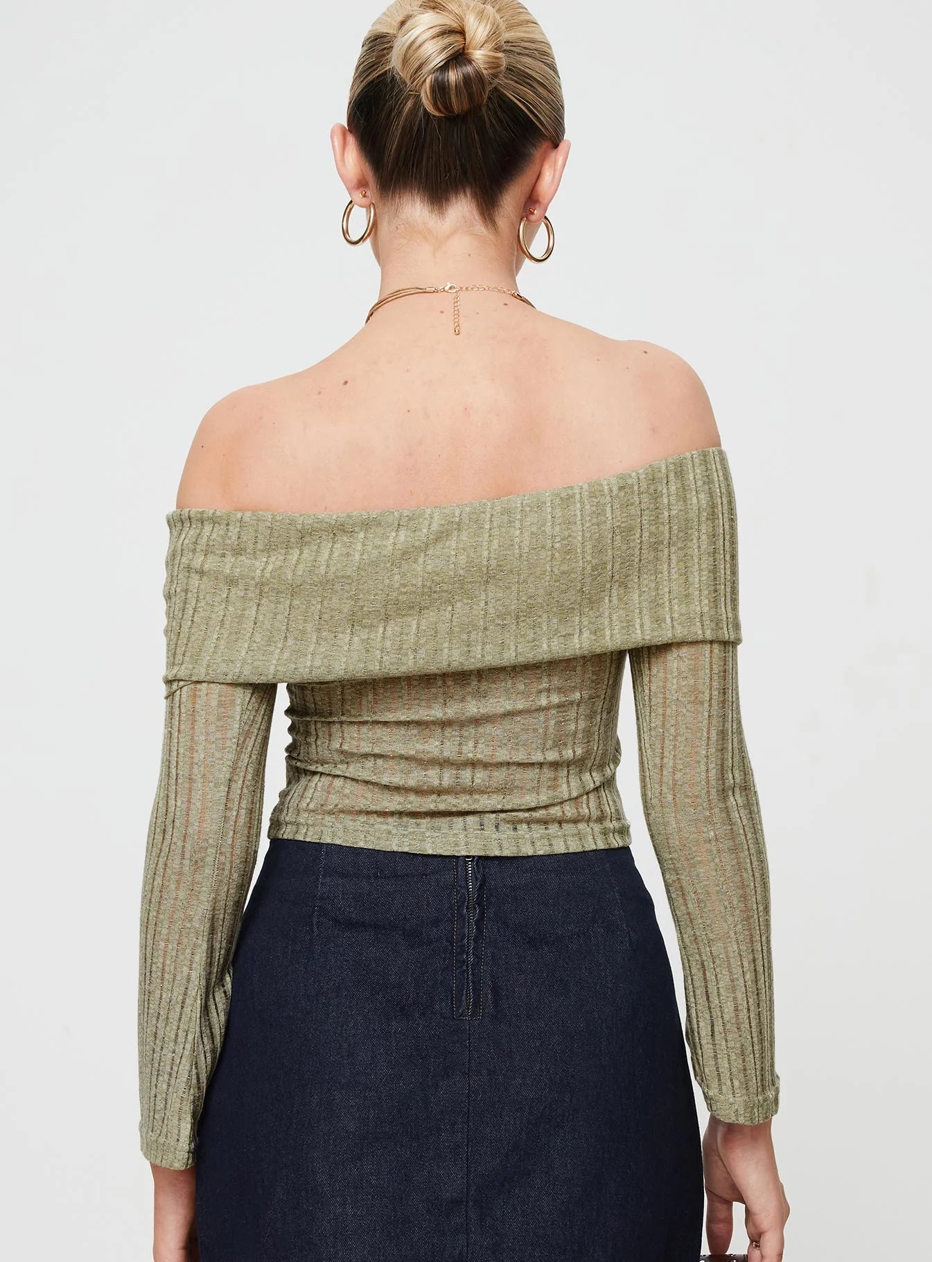 Vosti Off The Shoulder Top Olive