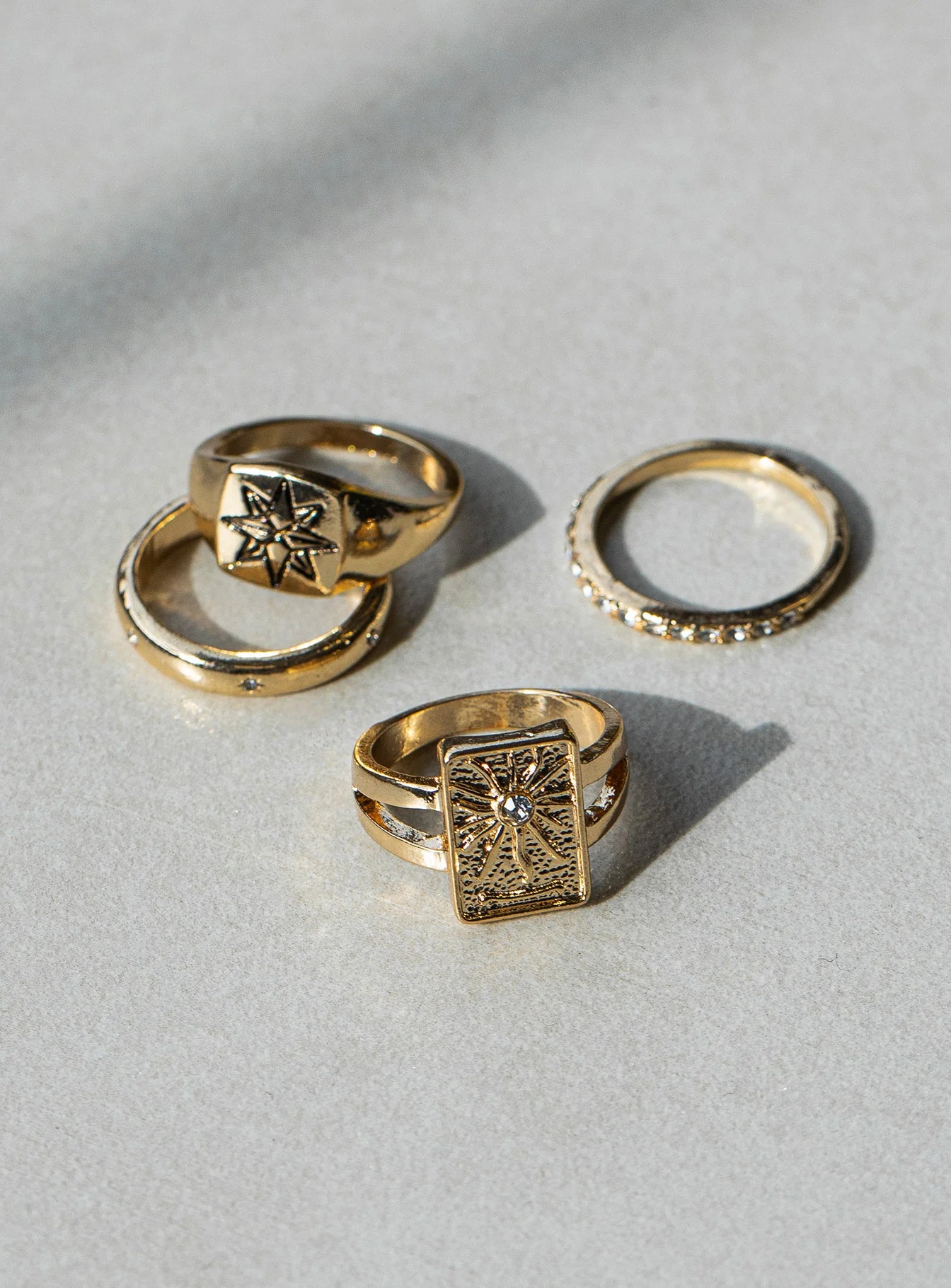 Silent Nights Ring Pack Gold