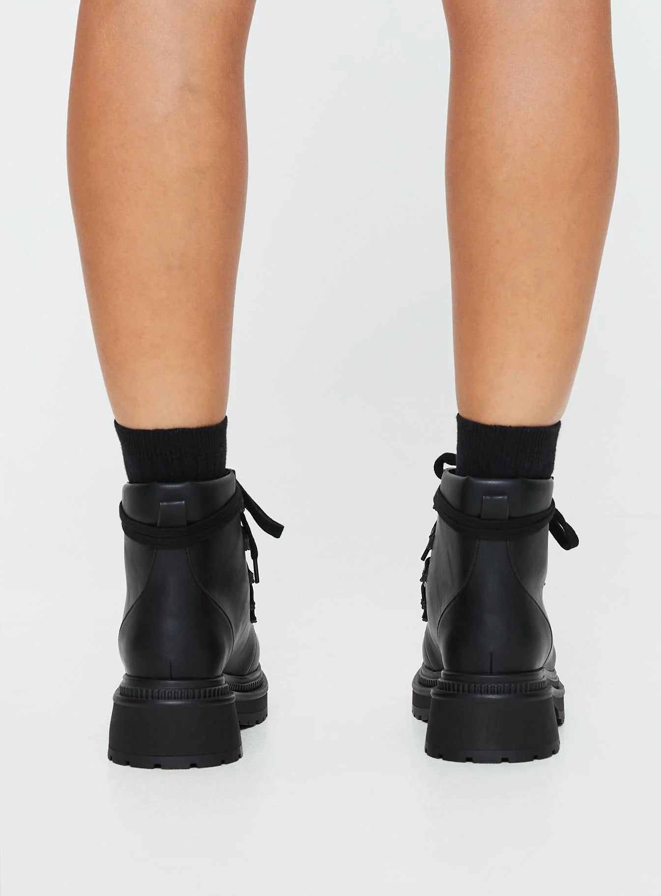 Cappie Boots Black