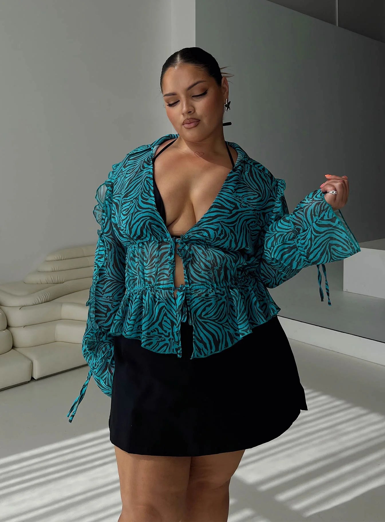 Holidaze Long Sleeve Top Zebra Curve