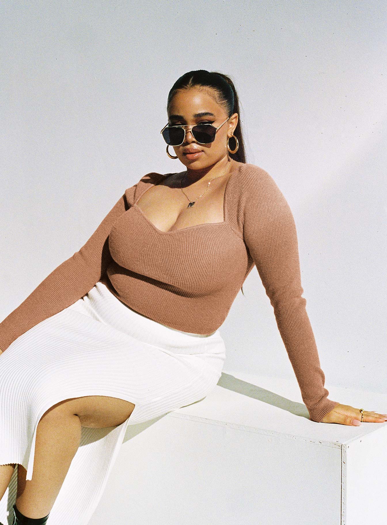 Alima Long Sleeve Top Brown Curve