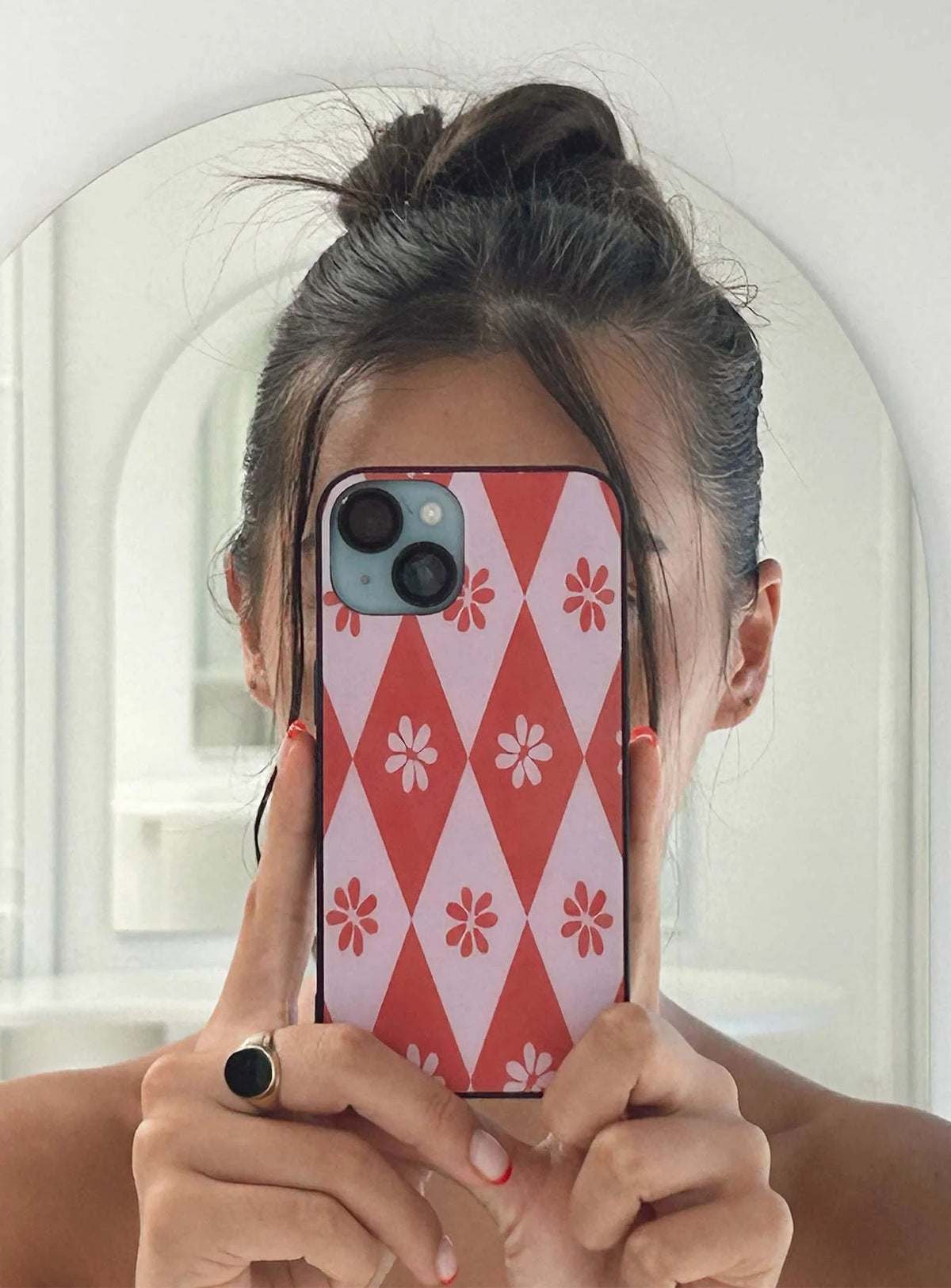 Yvonne iPhone Case Pink
