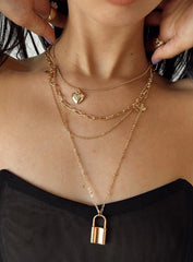 Malin Lock Necklace Gold