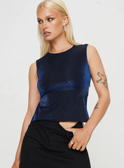 Uzo Top Navy Lower Impact