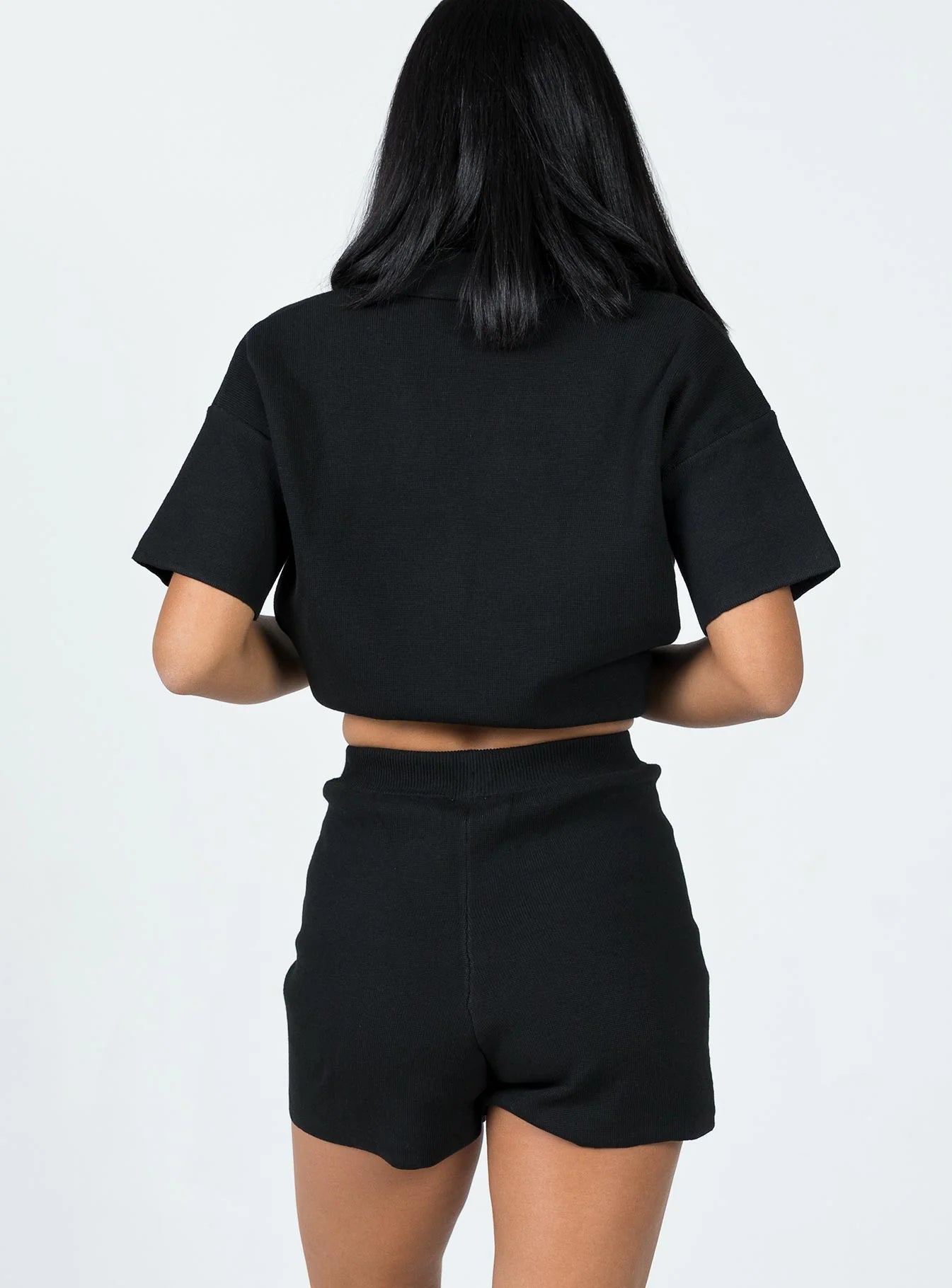 Davian Set Black