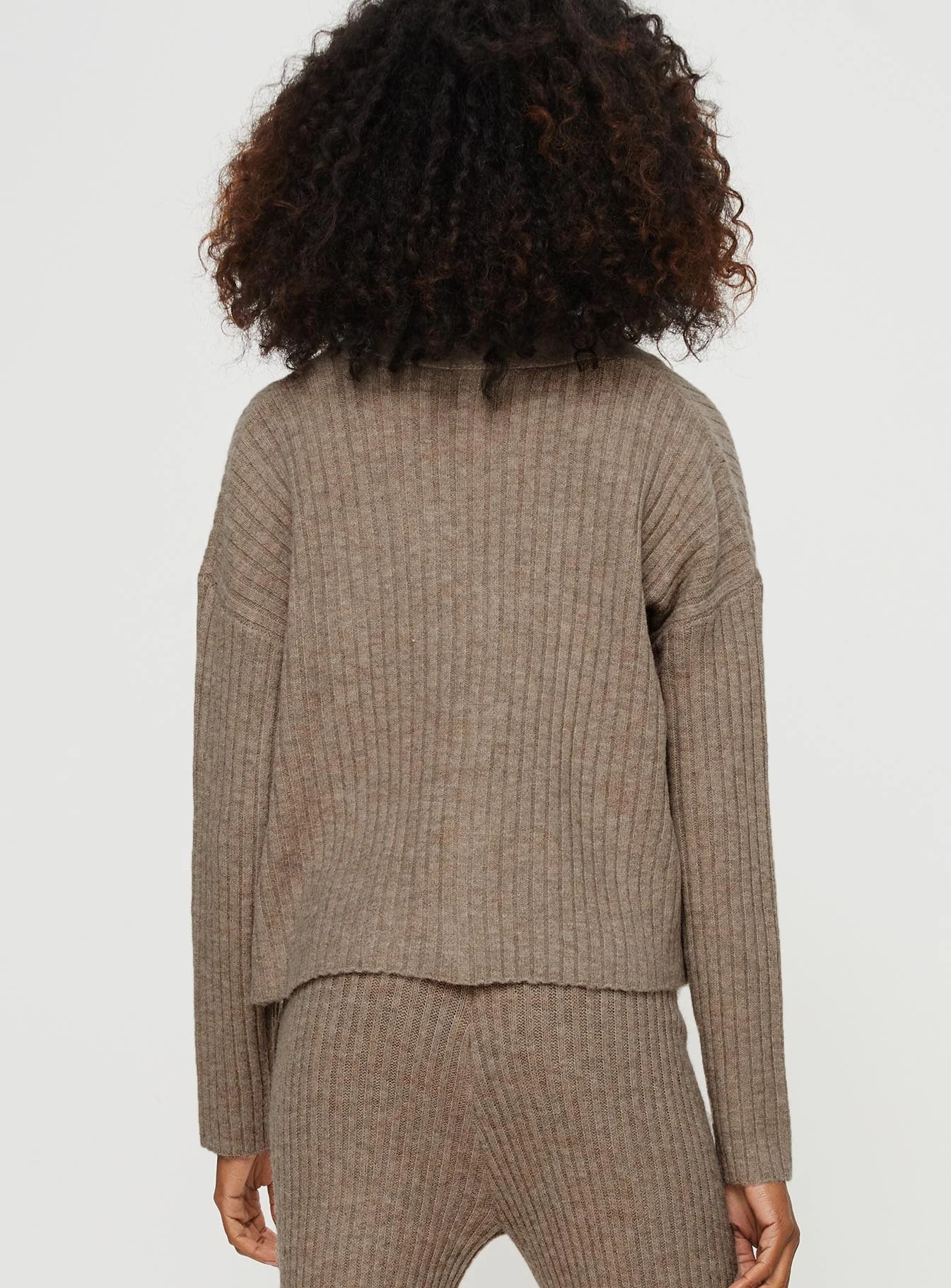 Yang Knit Cardigan Brown