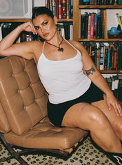 Vinette Top White Curve