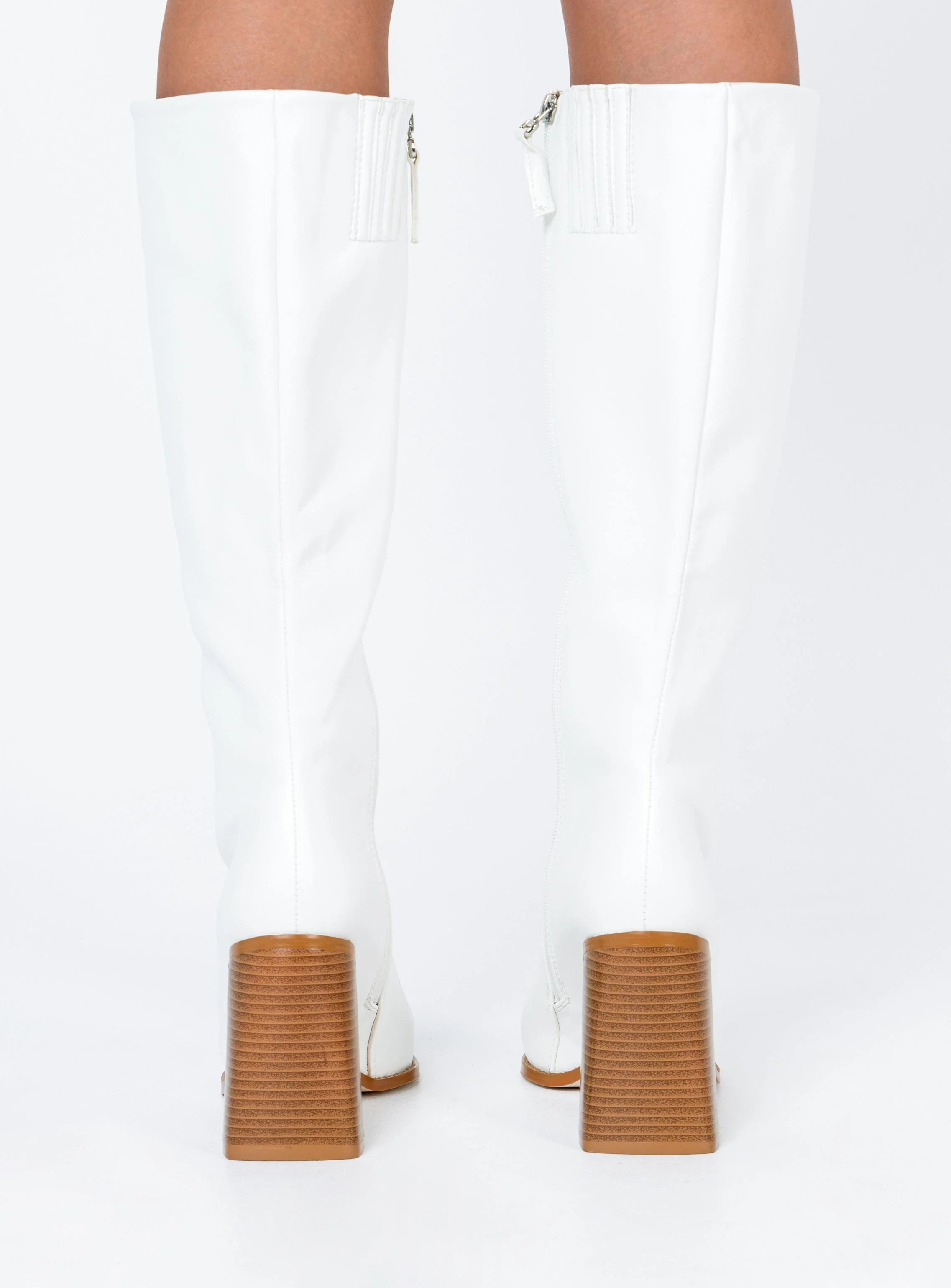 Jessa Boots Matte White PU