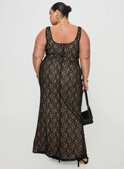 Romani Lace Maxi Dress Black Curve