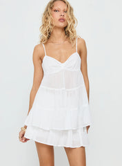 Rays Of Light Tiered Set White