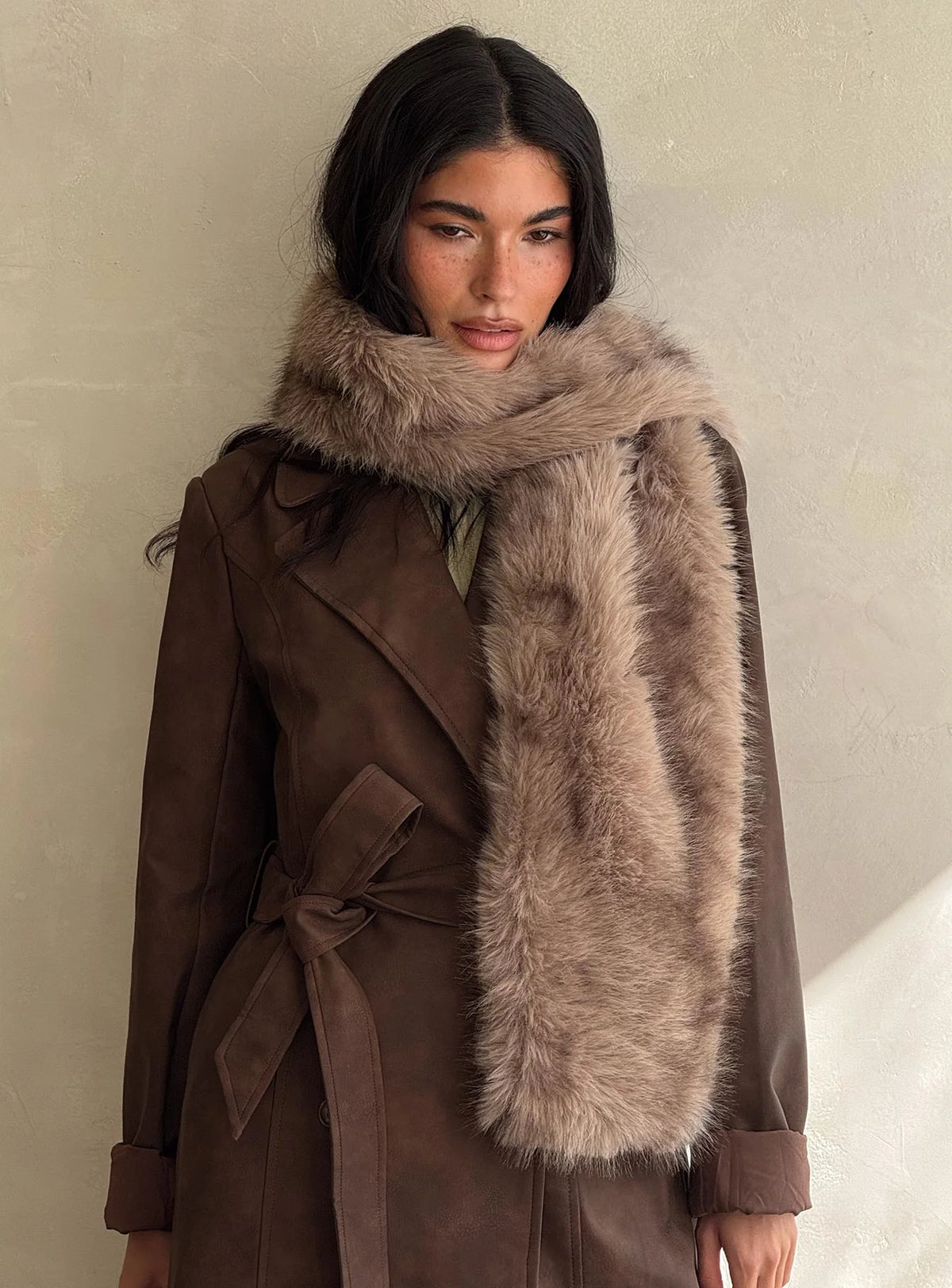 Freeze Fluffy Scarf Brown