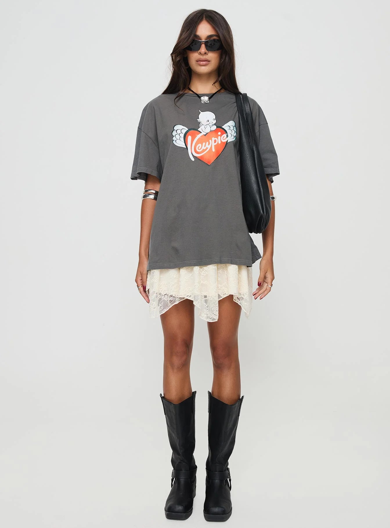 Kewpie Oversized Tee Washed Black