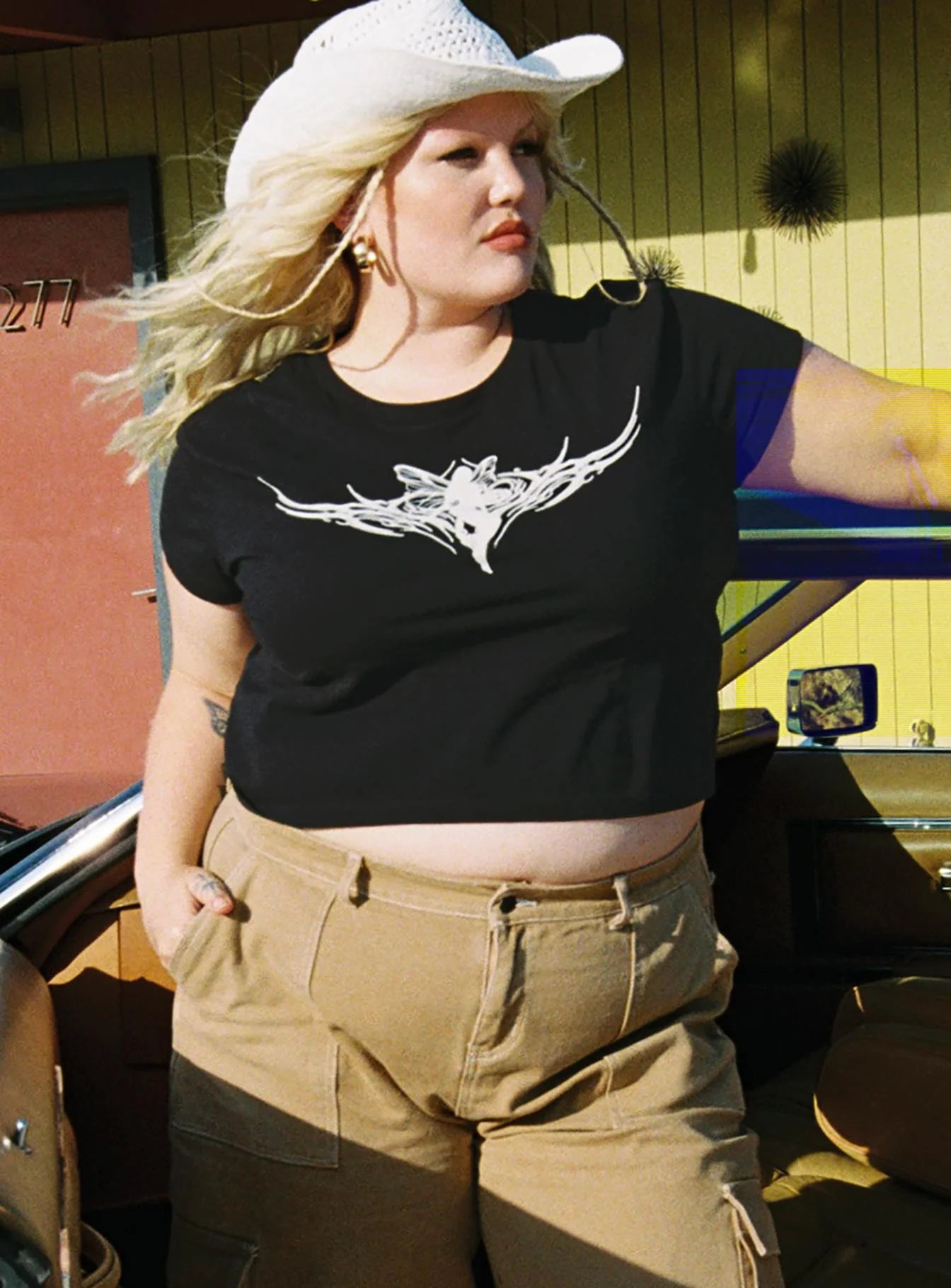 Fairy Wings Shrunken Tee Black Curve