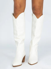 Billini Novena Boots Off White