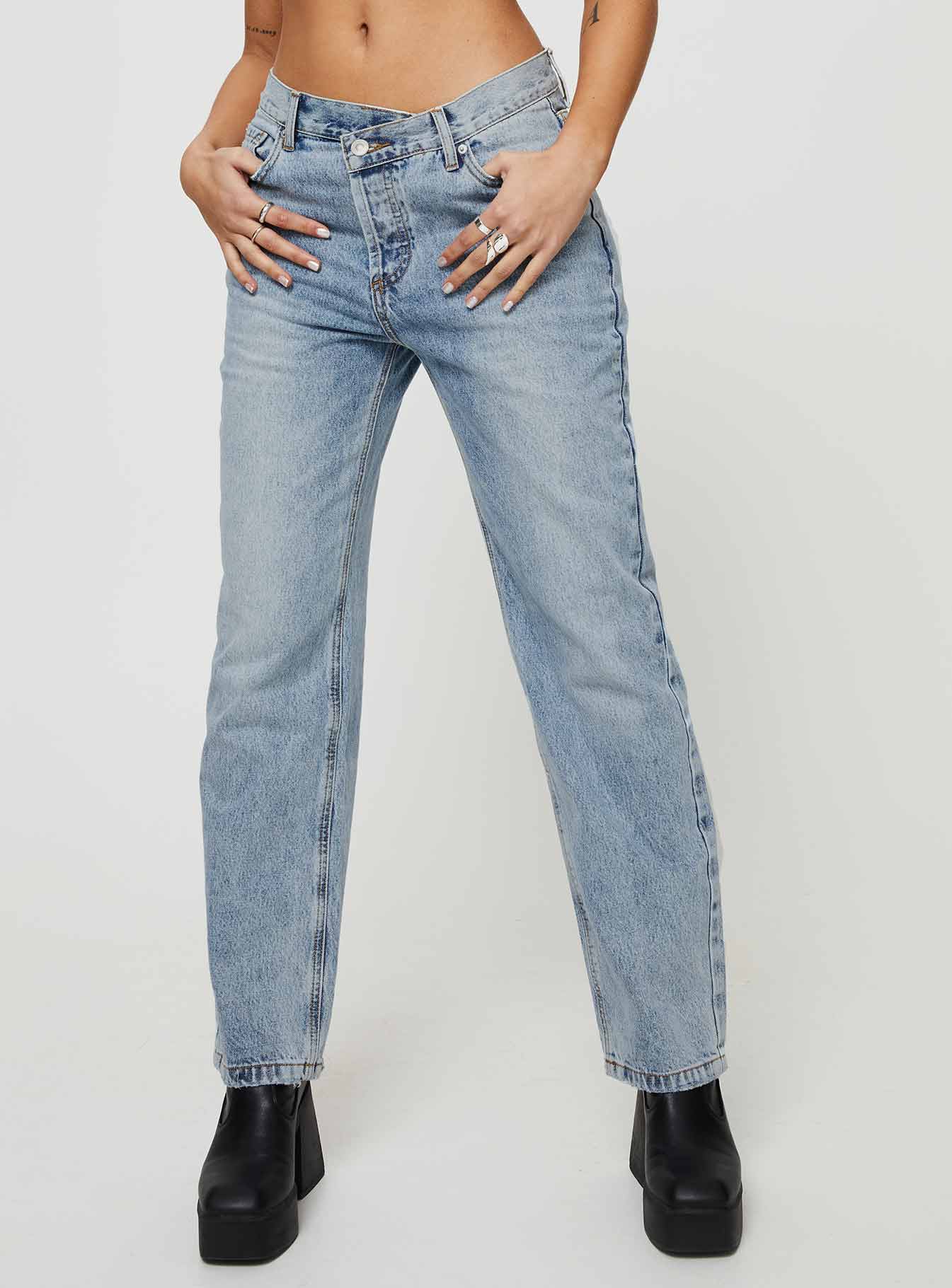 Holly Mid Rise Straight Leg Asymmetric Jean Light Wash Denim