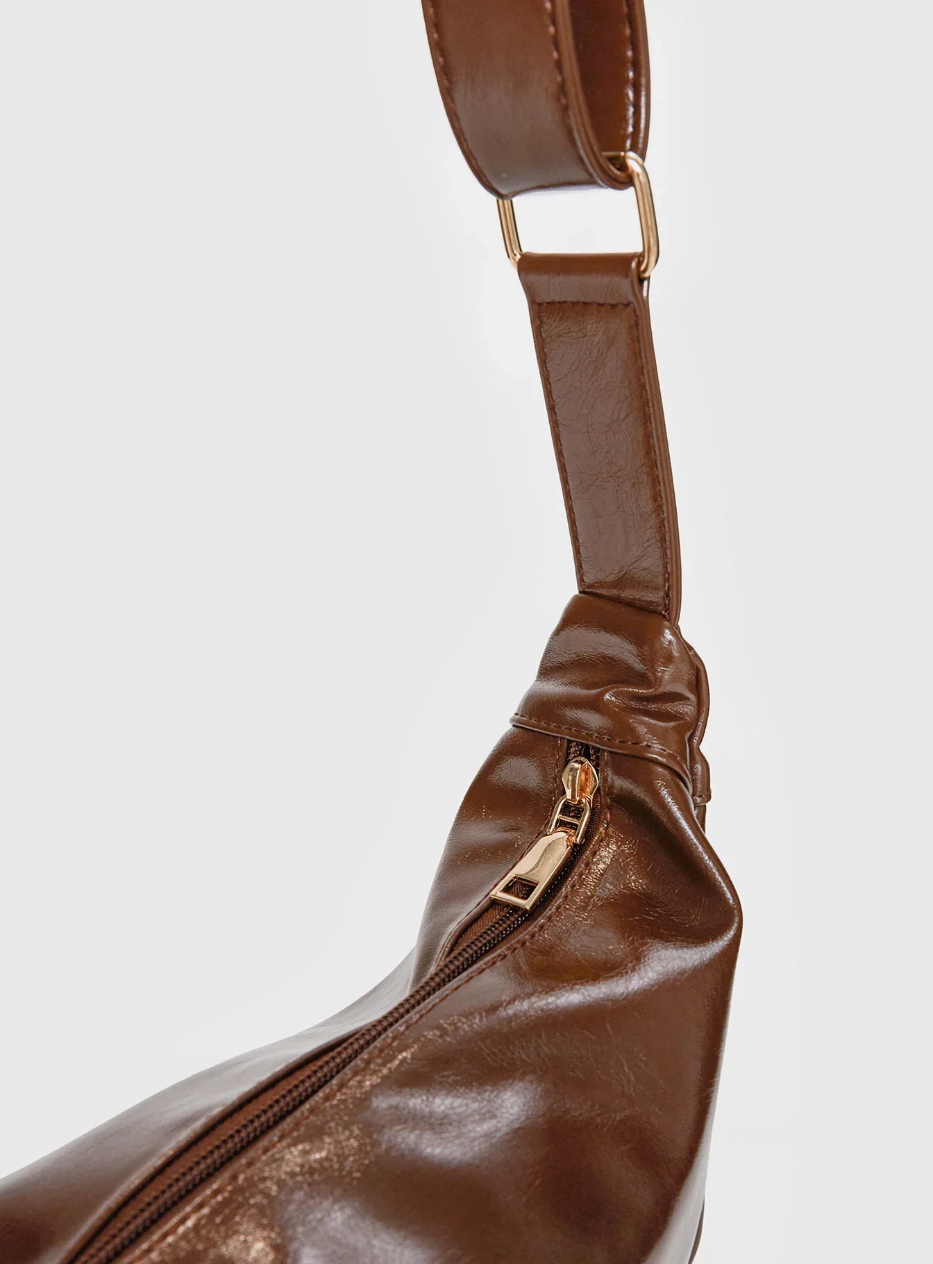 Ransom Shoulder Bag Brown